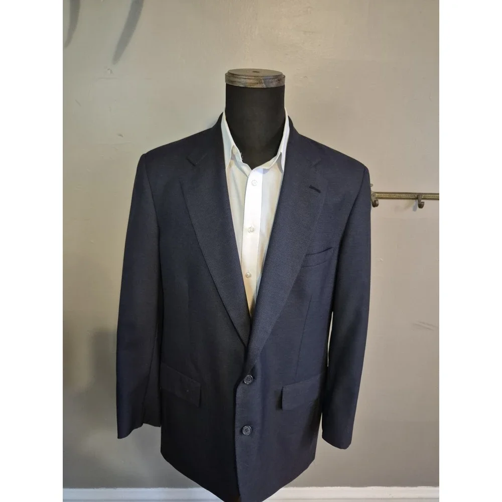 Jos A Bank Mens Wool Sports Coat 42L Navy Blue Vintage USA Made 2 Button Blazer